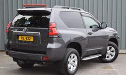 Toyota LAND CRUISER Photo 36