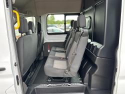Ford Transit Photo 17