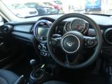 MINI Hatch Photo 21