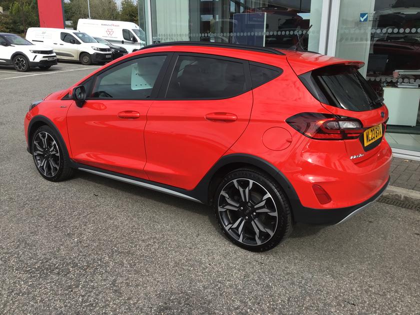 Ford Fiesta Photo 6924918c-b91f-4e38-a9f0-c1c371792b21.jpg