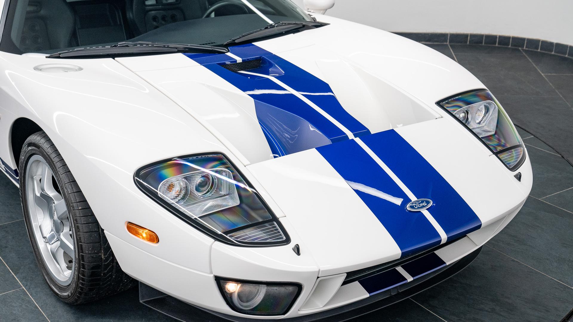 Ford GT Photo 69508bdc-4aa1-4dac-81bb-1c9ed0d0bcf4.jpg