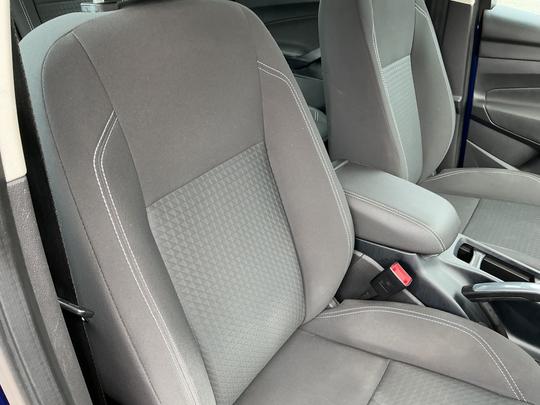 Ford C-Max Photo 23