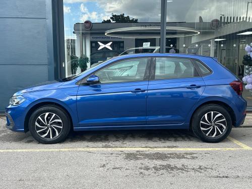 Volkswagen Polo Photo 695fea36-56b5-478a-a7d4-6c414fb71309.jpeg