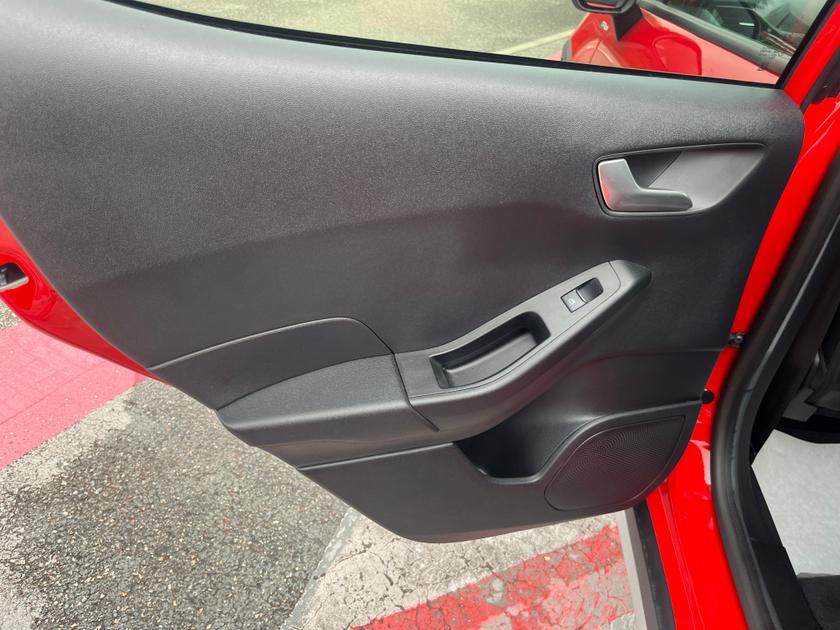 Ford Fiesta Photo 696c87da-91a8-4f58-a151-26b9096a27db.jpg