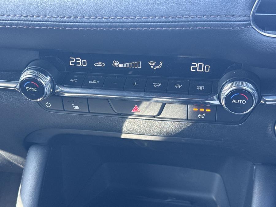 Mazda Mazda3 Photo 696d5057-f39c-4b36-a329-668ca9ff39df.jpg