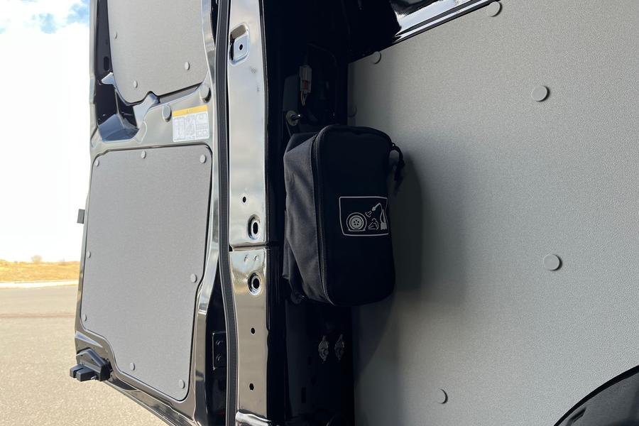 Ford TRANSIT CUSTOM Photo 69721cbe-a78a-4a7e-886b-14dc0d7efc49.jpg