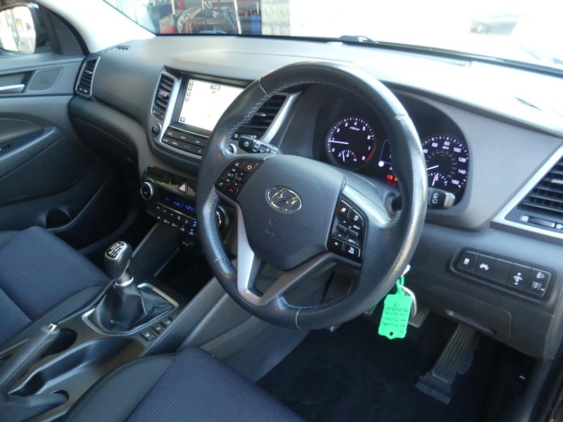 Hyundai TUCSON Photo 69affb99-4148-46aa-b8ad-3b62d6679851.jpg