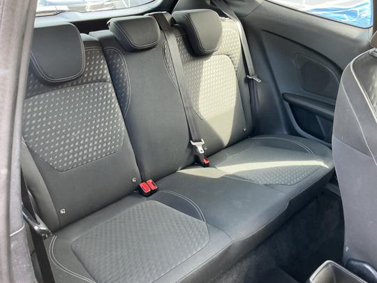 Ford Fiesta Photo 27