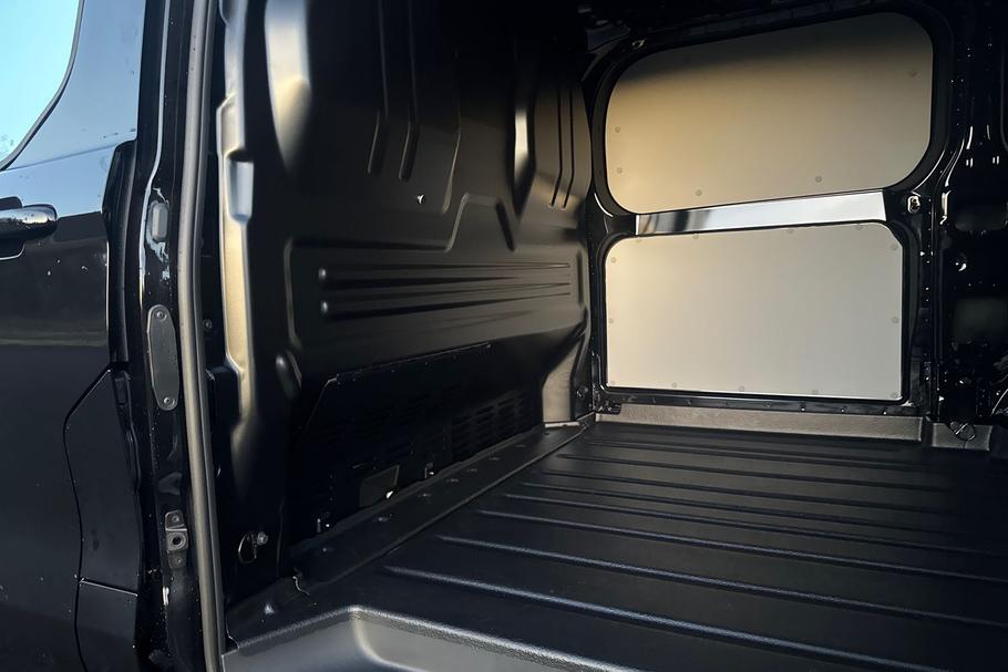 Used Ford TRANSIT CUSTOM CUSTOMPHEV02 12