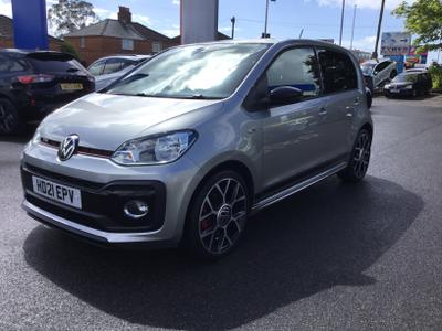 Volkswagen up! Photo 8