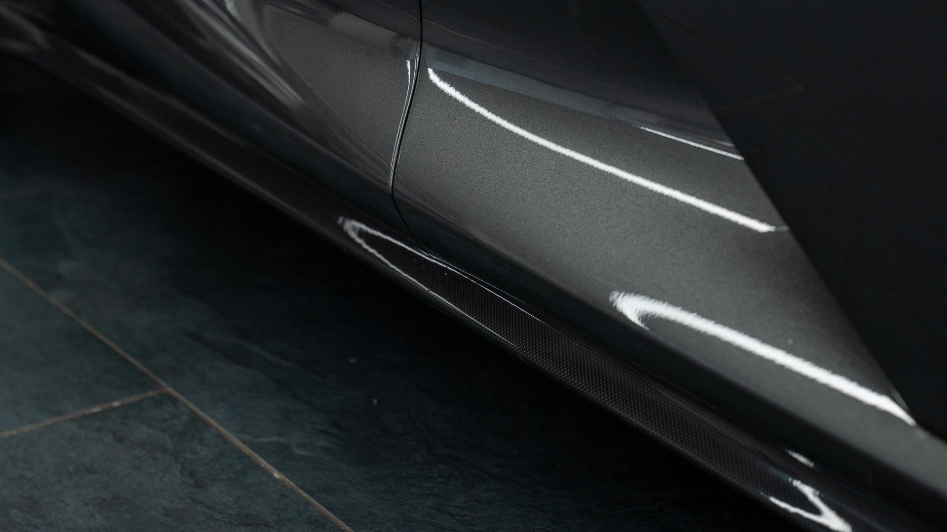Ferrari 812 Photo 69cd7662-dd83-4dd1-bd36-967d353be72a.jpg
