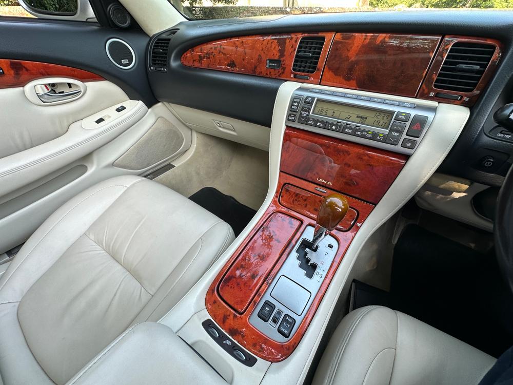 Used Lexus SC SR57HUV 27