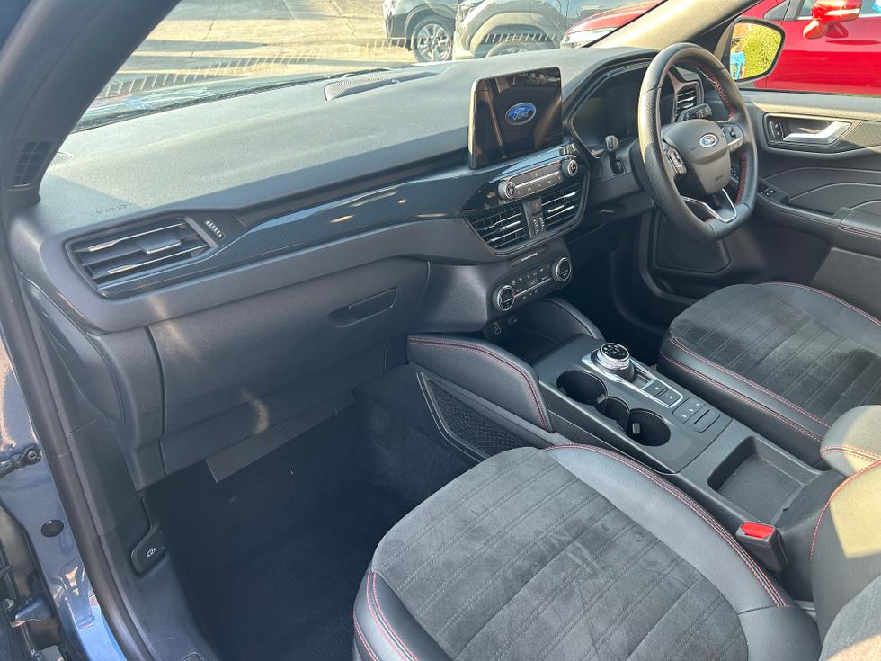 Ford Kuga Photo 69db684f-2ebd-4846-b237-edcc4acb3fd8.jpeg