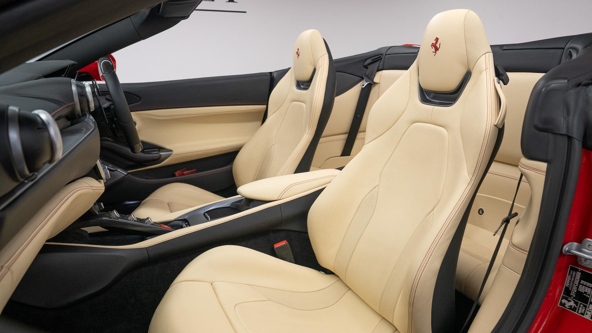 Ferrari Portofino Photo 69ddcbb7-25c1-467d-b8f8-be3f96284fdf.jpg