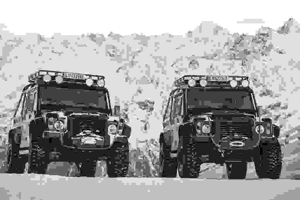 Land Rover Defender 110 Pick-Up Photo 69e08297-577b-4fae-9084-04ee1034833e.jpg