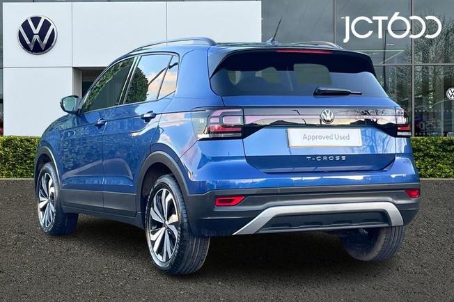 VOLKSWAGEN T-Cross Photo 3