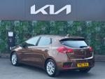 Kia cee'd Photo 23
