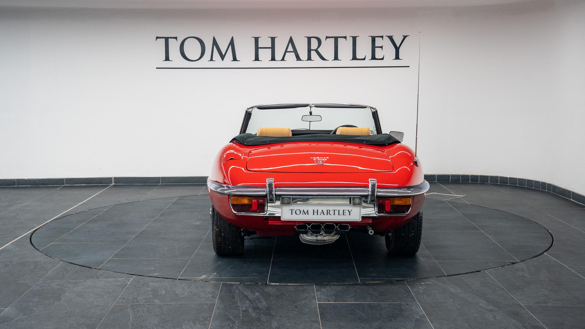 Jaguar E-Type Photo 69fc7ea9-7ee0-4369-b526-7c160adbae50.jpg