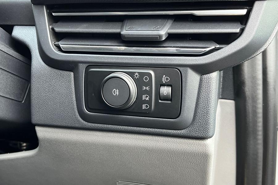 Ford TRANSIT CUSTOM Photo 69fcb51c-1d9b-4933-b472-a778f1ae5fe2.jpg