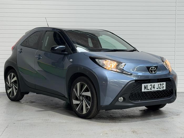 Used 2024 Toyota Aygo X 1.0 VVT-i Edge Hatchback 5dr Petrol Manual Euro 6 (s/s) (72 ps) Grey at Windsors of Wallasey