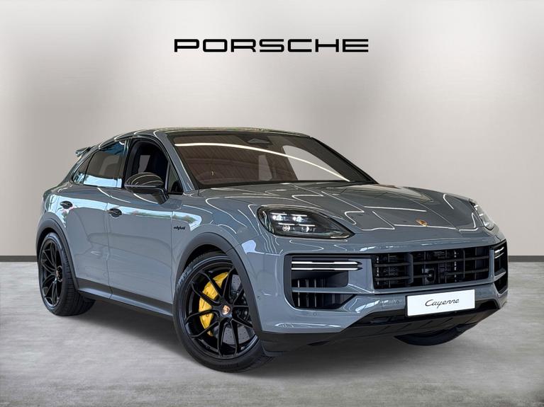 Used 2026 PORSCHE Cayenne Cayenne Turbo E-Hybrid Coupé w Arctic Grey at JCT600