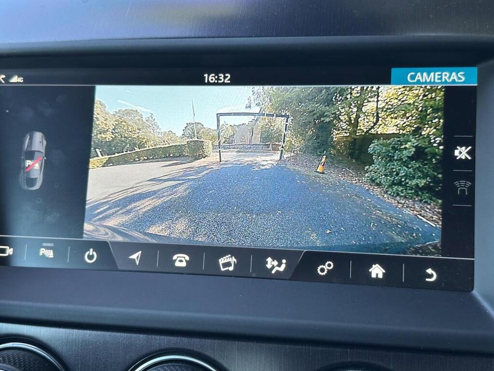 Used Jaguar F-Type LB69VZD 28
