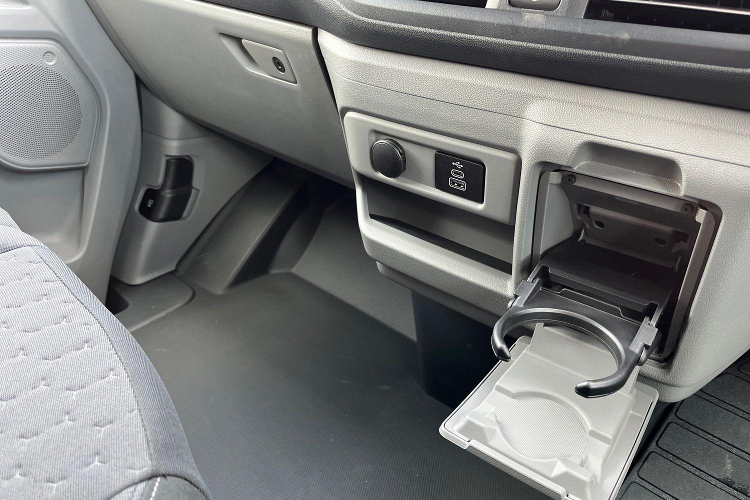 Ford E-TRANSIT CUSTOM Photo 17