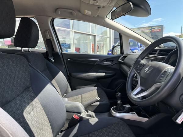 Honda Jazz Photo 23