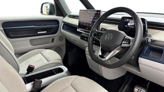 VOLKSWAGEN ID. Buzz Photo 6