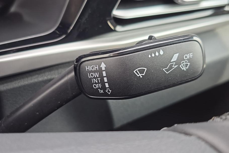 Used Ford TRANSIT CONNECT CONNECTLIM25 28