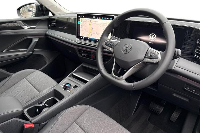 VOLKSWAGEN  Tiguan Photo 6