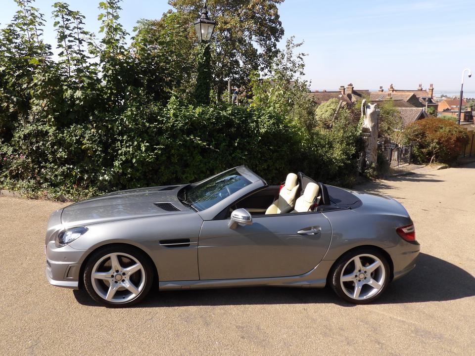 Used Mercedes-Benz SLK YF64CFY 19