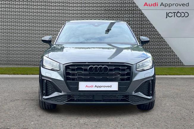 AUDI Q2 Photo 9