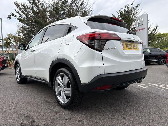 Honda HR-V Photo 6a737f23-9ff0-4a1d-b1c4-0474eeea888a.jpg