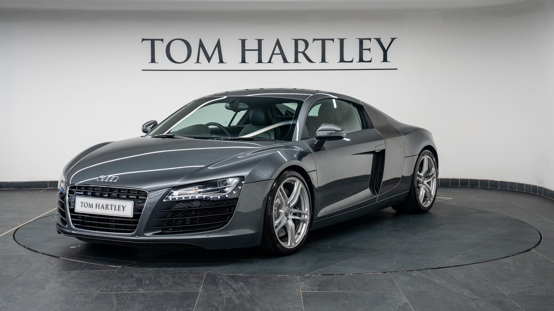 Audi R8 Photo 6a7b6bde-c48e-426d-bd4c-a0207108312f.jpg