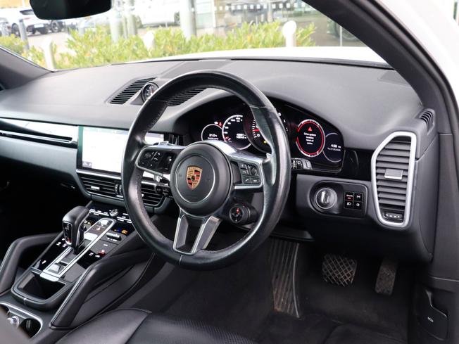 PORSCHE Cayenne Photo 15
