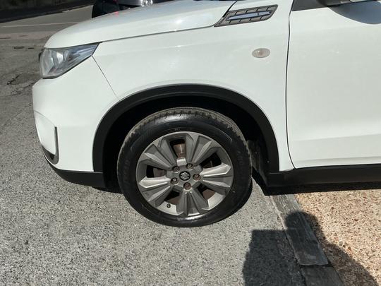 Suzuki Vitara Photo 16
