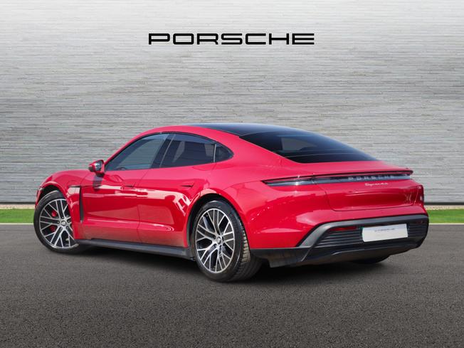 PORSCHE Taycan Photo 2