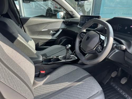 Peugeot 2008 Photo 6aade063-e7b8-4095-9bc8-0187c442c829.jpeg