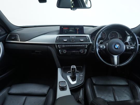 BMW 3 Series Photo 6abfa181-4357-425c-9223-613302e44217.jpg