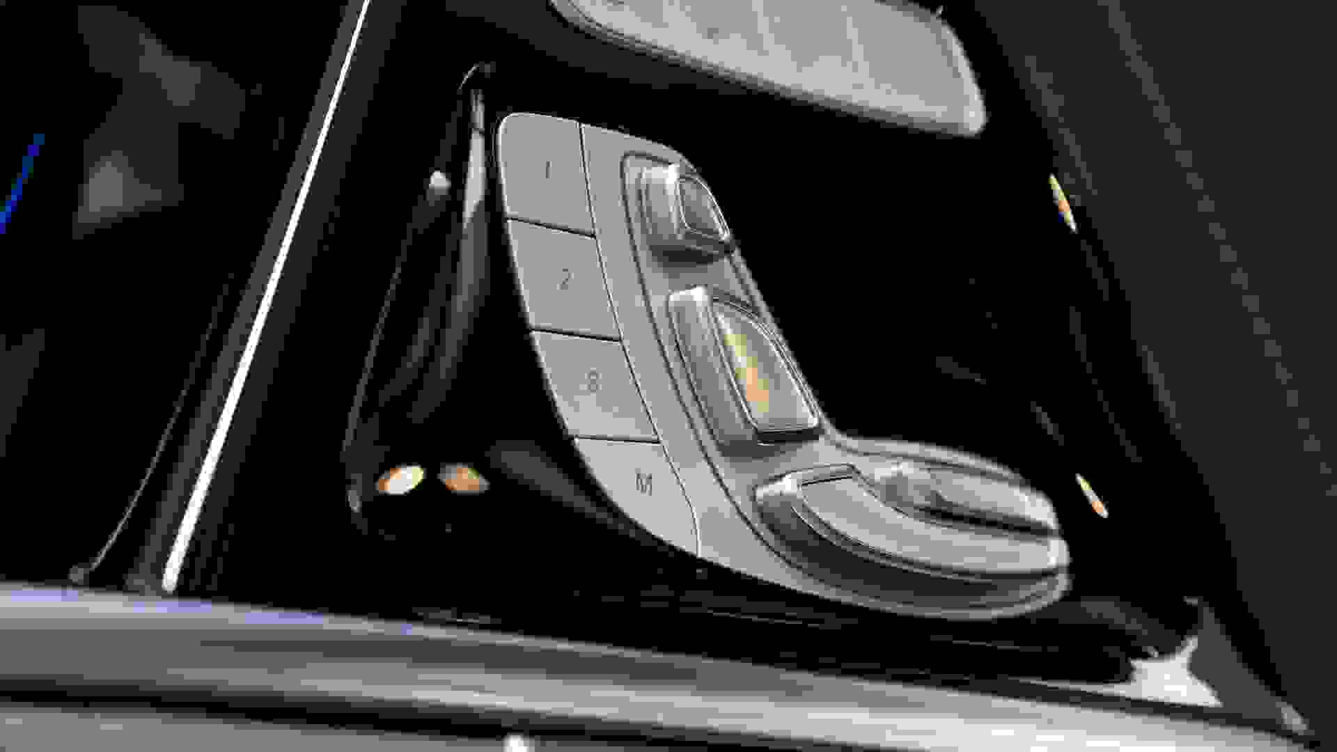 Mercedes-Benz G63 AMG Photo 6ac210d8-2bee-4da0-a026-a142b106cd51.jpg
