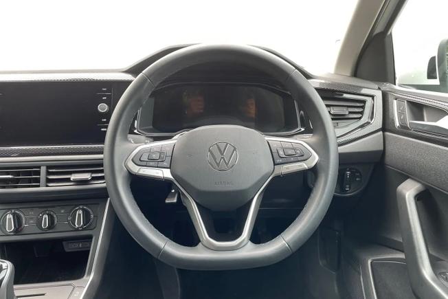 VOLKSWAGEN Taigo Photo 19