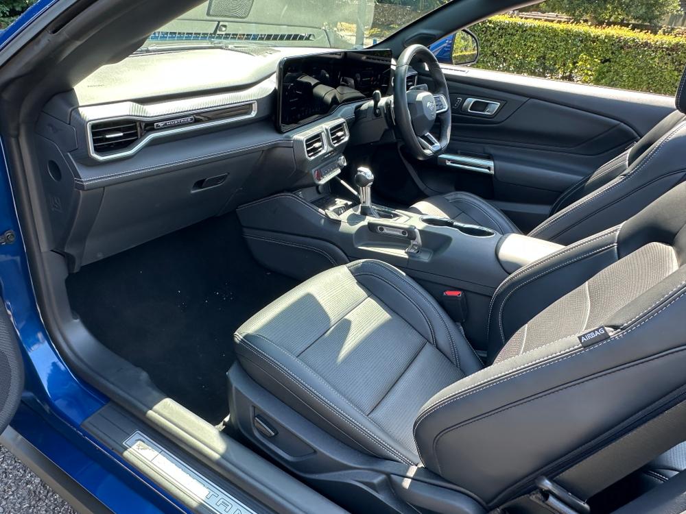 Used Ford Mustang MT25YKB 19