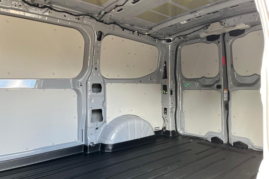 Ford TRANSIT CUSTOM Photo 6ae54bc9-f439-47f8-bff1-8382a1ec3f27.jpg