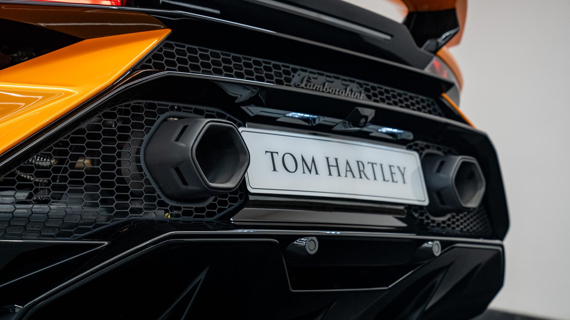 LAMBORGHINI Huracan Photo 6aebc4cc-f4a8-4146-ac41-ebab5652d12b.jpg