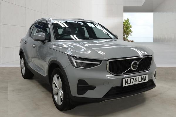 Used 2024 Volvo XC40 2.0 B3P Core 5dr Auto Grey at SERE Motors