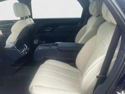 BENTLEY Bentayga Photo 2