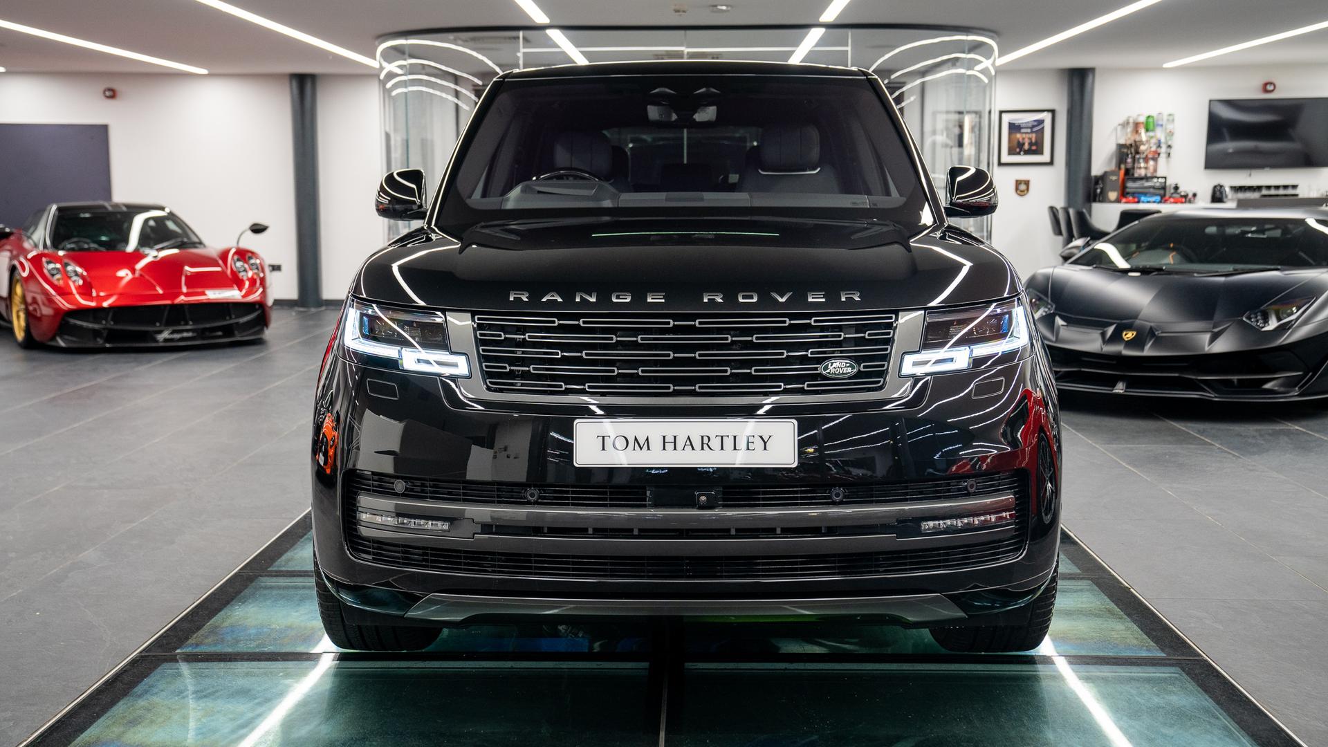 Land Rover Range Rover Photo 6afeaead-195a-40d8-8d62-9580f3b87cc8.jpg