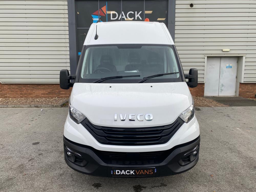 Iveco Daily 35S14 Photo 6b054972-8f34-4cf6-9677-1d032ff88054.jpg
