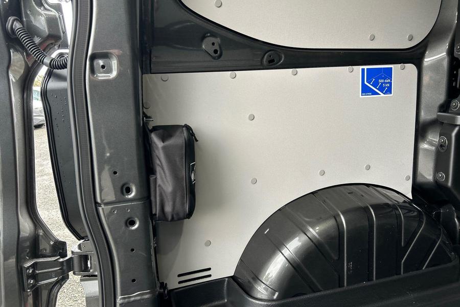 Ford TRANSIT CUSTOM Photo 6b132693-e113-4ddf-a4f4-1db073ad58a5.jpg